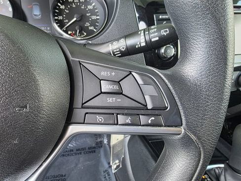 Used 2019 Nissan Rogue Sport S AWD/4WD image 26