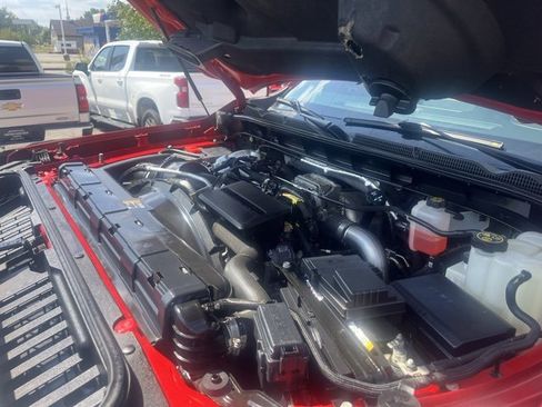 Used 2021 GMC Sierra 2500 SLE w/ SLE Value Package; image 11