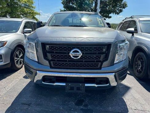 Certified 2021 Nissan Titan SV w/ SV Convenience Package AWD/4WD image 2