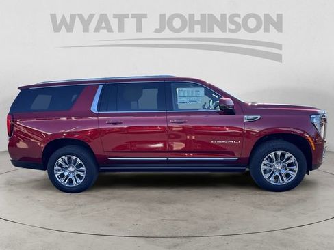 New 2026 GMC Yukon XL Denali w/ Sun & Power Step Package AWD/4WD image 6