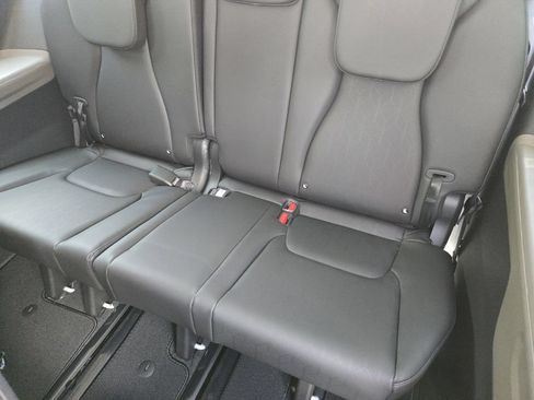 New 2026 Kia Carnival EX FWD image 20