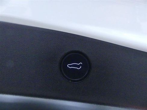 Used 2021 Tesla Model 3 Standard Range Plus image 25