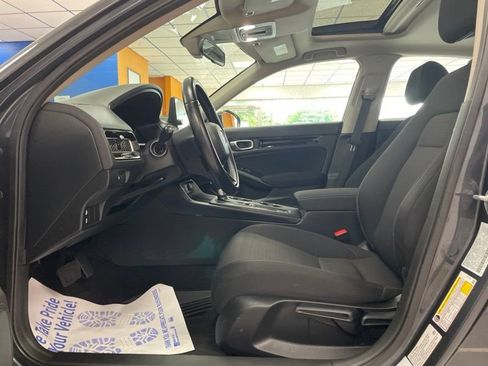 Used 2024 Honda Civic EX image 18