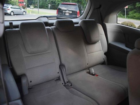 Used 2013 Honda Odyssey EX image 49