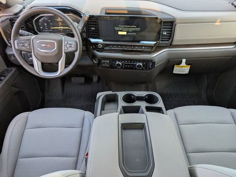 New 2026 GMC Sierra 1500 SLE AWD/4WD image 8
