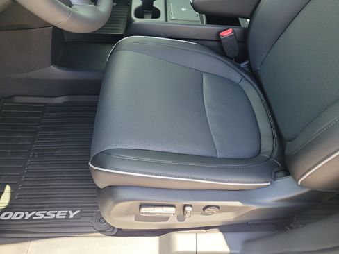 New 2026 Honda Odyssey Elite image 26