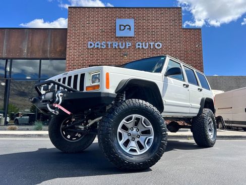 Used 1997 Jeep Cherokee Country AWD/4WD image 1