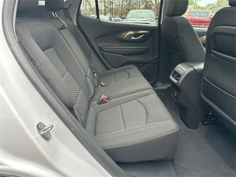 Used 2021 GMC Terrain SLE w/ Driver Convenience Package image 15