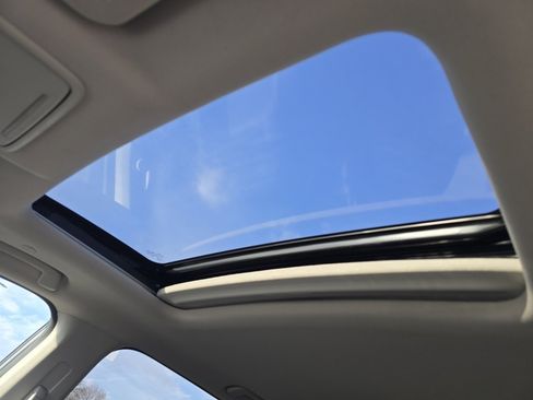 Certified 2023 Honda CR-V EX-L image 4