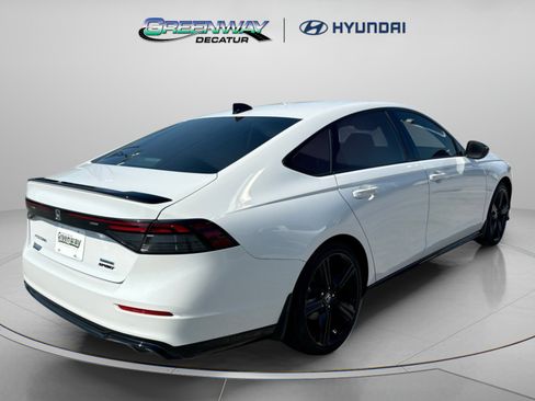 Used 2023 Honda Accord Sport image 8