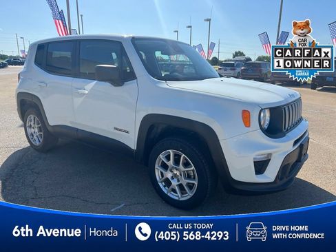 Used 2023 Jeep Renegade Latitude AWD/4WD image 3