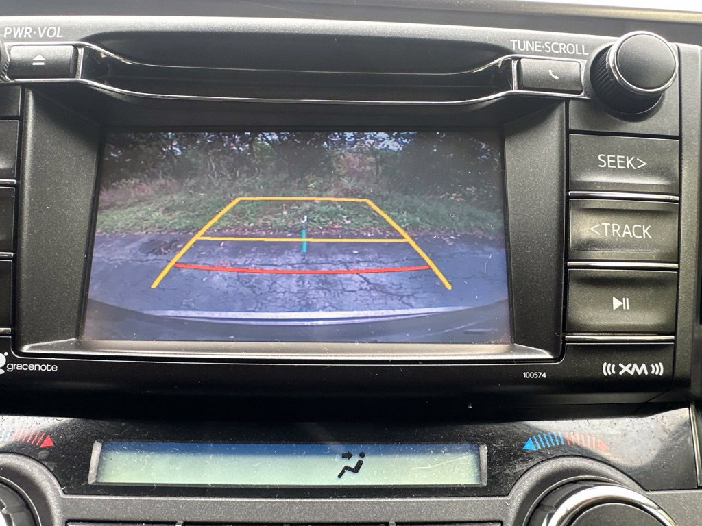 Used 2016 Toyota RAV4 XLE AWD/4WD image 27