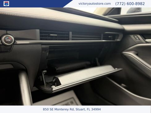 Used 2021 MAZDA MAZDA3 s FWD image 32