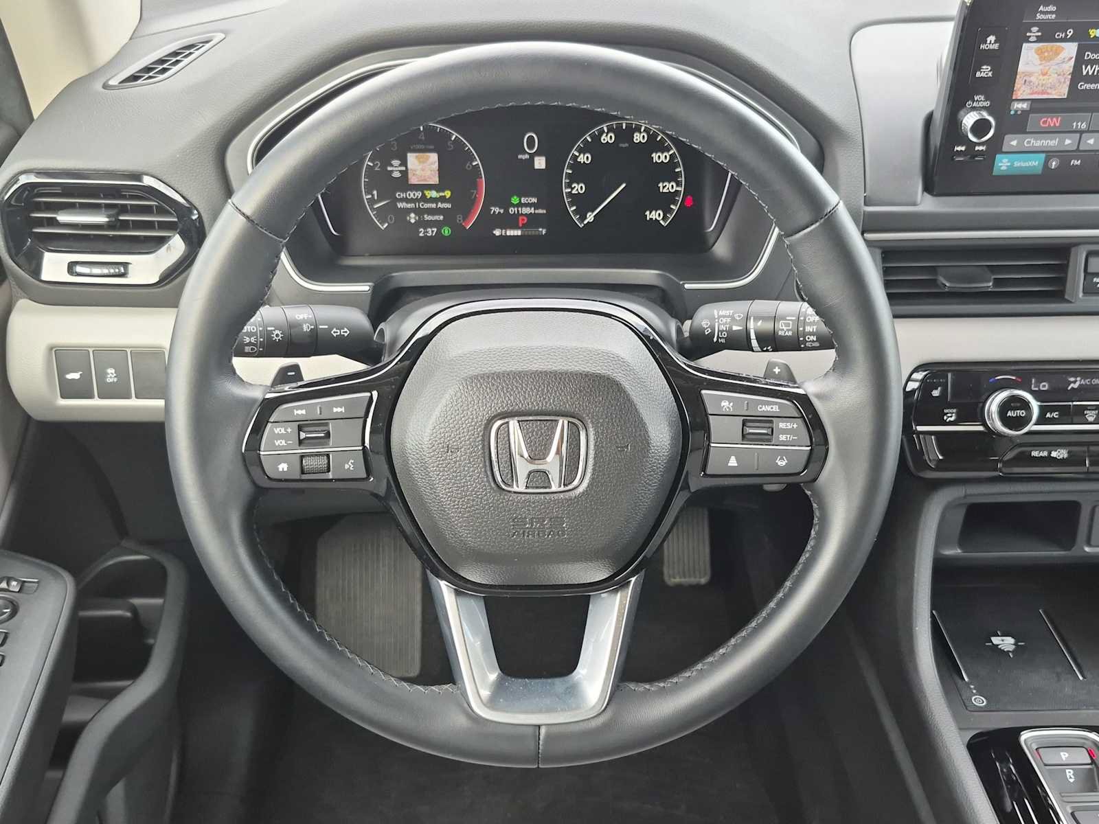 Certified 2025 Honda Pilot Touring image 23