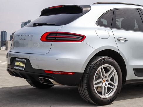 Used 2018 Porsche Macan image 9