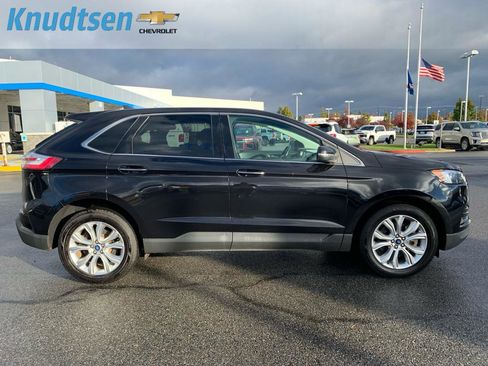 Used 2022 Ford Edge Titanium image 8