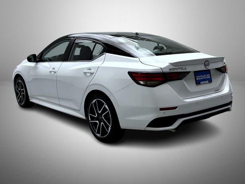 Used 2024 Nissan Sentra SR FWD image 7
