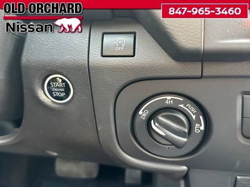 Used 2025 Nissan Frontier PRO-4X AWD/4WD image 18
