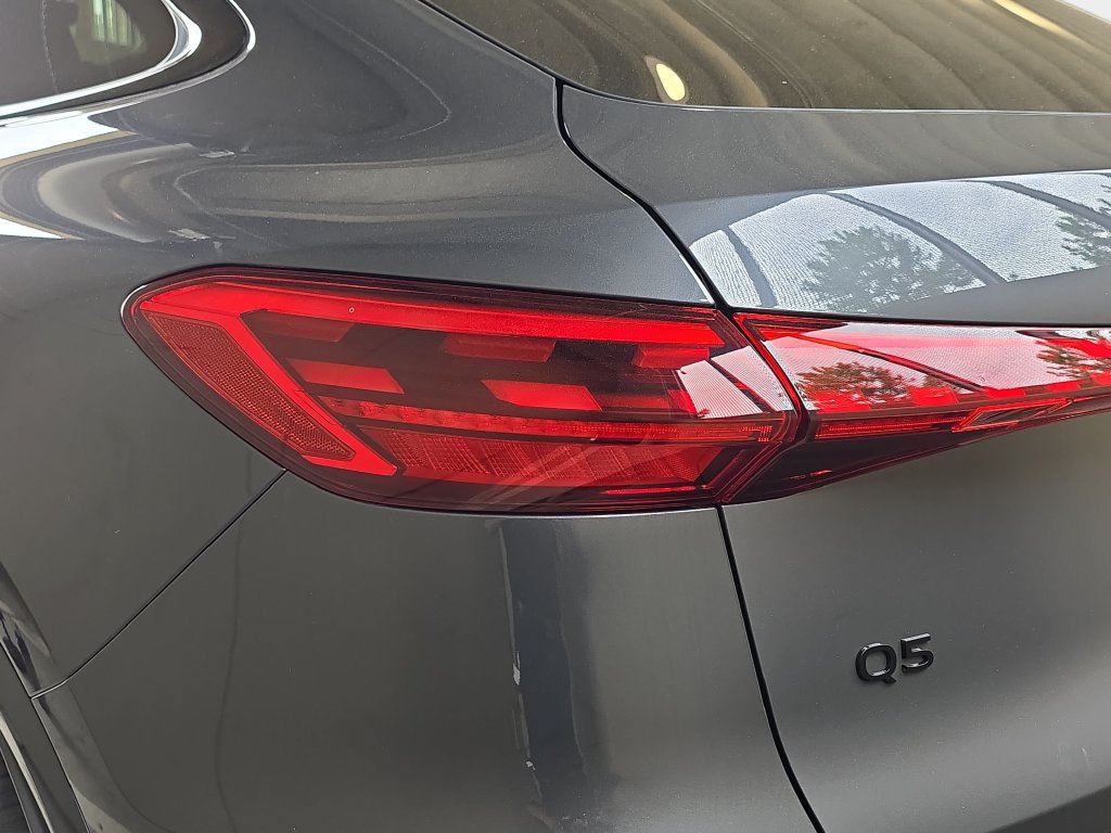 New 2026 Audi Q5 Premium Plus AWD/4WD image 32