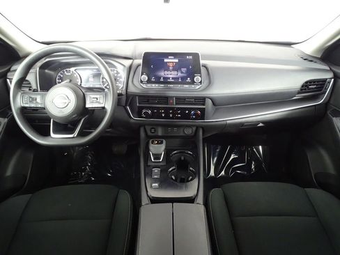 Used 2024 Nissan Rogue S image 28