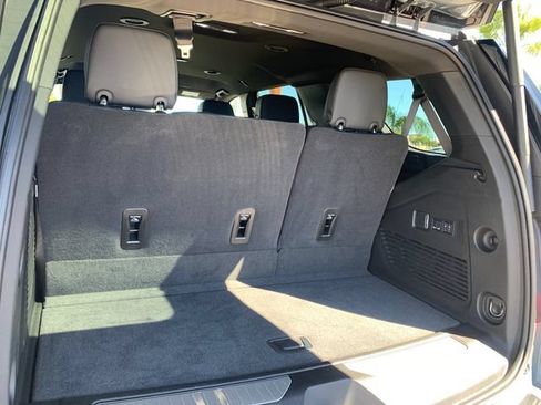 Used 2026 GMC Yukon Denali w/ LPO, Floor Liner Package AWD/4WD image 11
