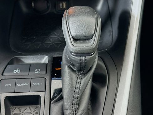 Used 2024 Toyota RAV4 XLE image 24