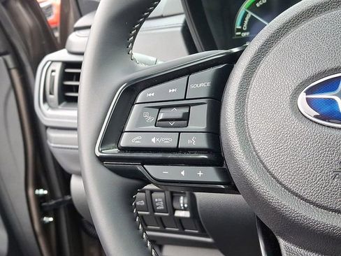 Used 2025 Subaru Forester Premium image 20