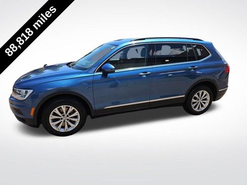 Used 2018 Volkswagen Tiguan S AWD/4WD image 2