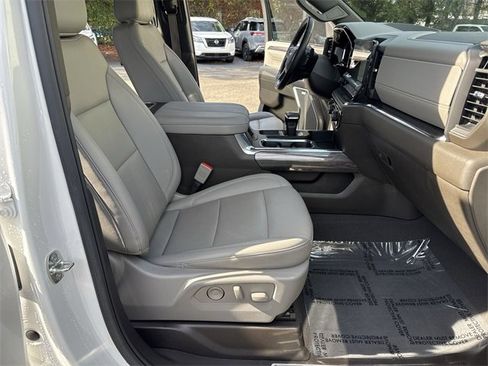 Used 2024 Chevrolet Silverado 1500 LTZ w/ LTZ Premium Package image 10