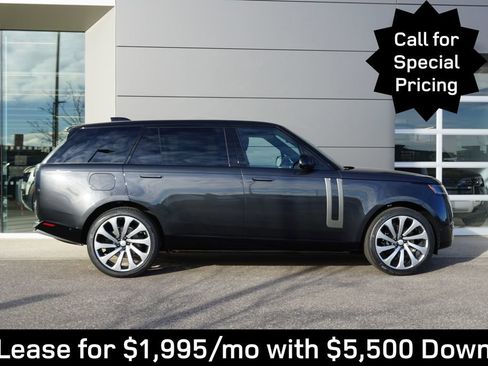 New 2025 Land Rover Range Rover Long Wheelbase SE image 7