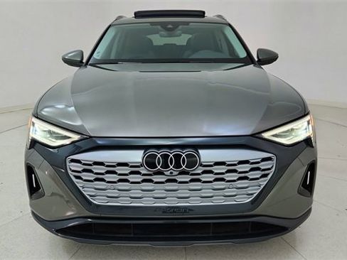 Used 2024 Audi Q8 e-tron Premium image 13