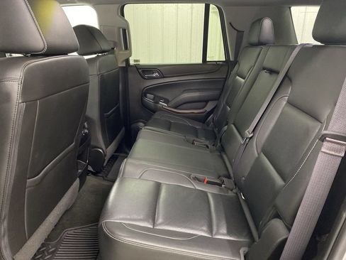 Used 2017 GMC Yukon SLT AWD/4WD image 22