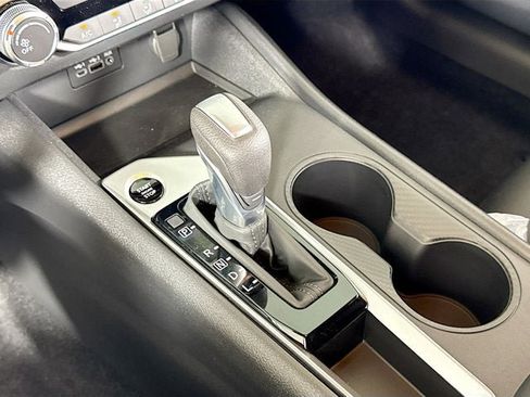 New 2026 Nissan Altima 2.5 SV FWD image 14