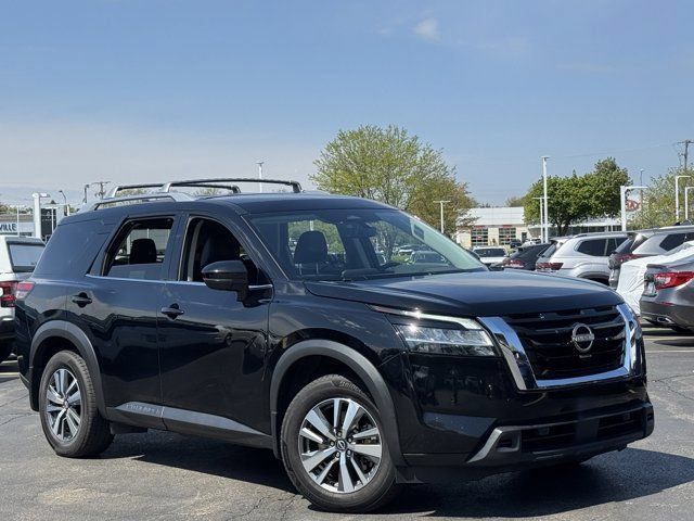 Used 2024 Nissan Pathfinder SL AWD/4WD image 29