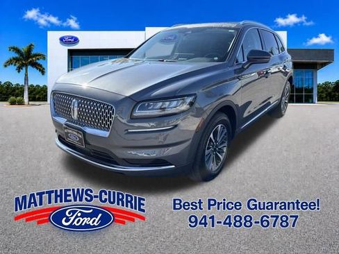 Used 2023 Lincoln Nautilus FWD w/ Premium Package image 7
