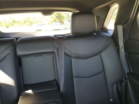 Used 2025 Cadillac XT5 Premium Luxury image 14