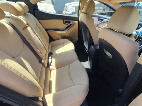 Used 2013 Hyundai Elantra GLS w/ Preferred Pkg FWD image 8