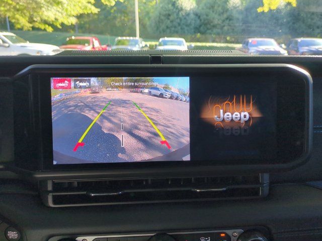 Used 2024 Jeep Wrangler Unlimited Rubicon 4xe w/ Capability Package AWD/4WD image 23