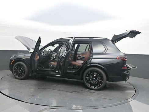 New 2026 BMW X7 xDrive40i w/ M Sport Package AWD/4WD image 54