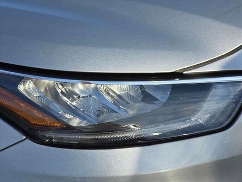 Used 2020 Toyota Highlander XLE image 32