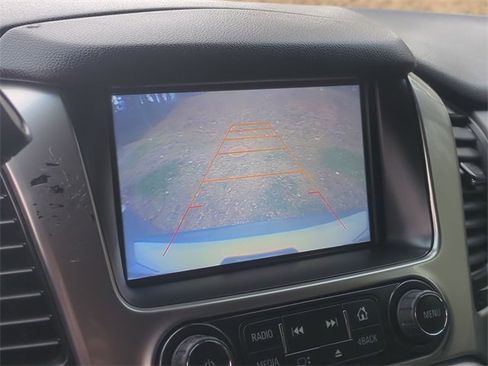 Used 2016 Chevrolet Suburban LT image 36