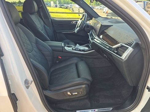 Used 2026 BMW X5 xDrive40i w/ M Sport Package AWD/4WD image 15