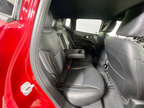 Used 2022 Jeep Compass Limited image 25