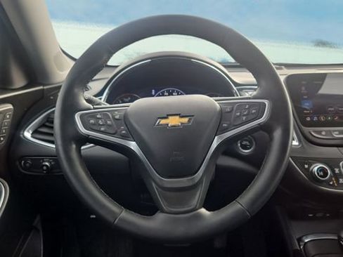 Used 2023 Chevrolet Malibu LT w/ Driver Confidence Package image 11