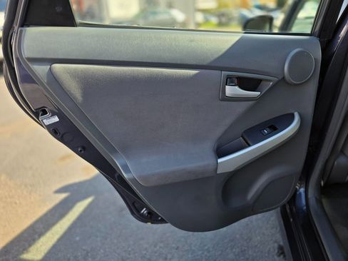 Used 2011 Toyota Prius Three image 19