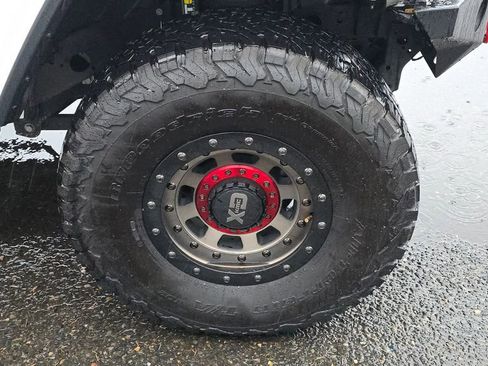 Used 2019 Jeep Wrangler Unlimited Rubicon w/ Steel Bumper Group image 9