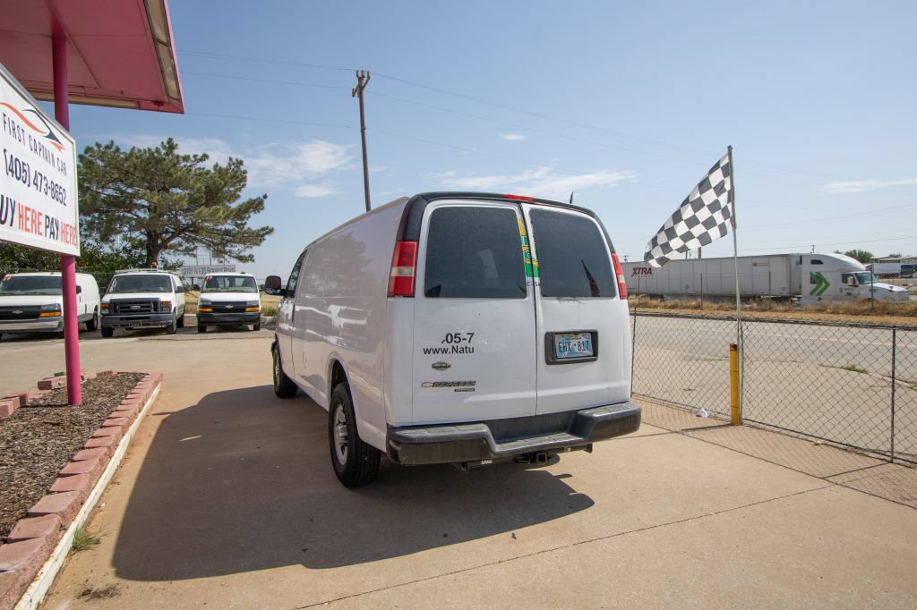 Used 2014 Chevrolet Express 2500 RWD image 7
