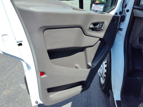 Used 2024 Ford Transit 350 XL image 14