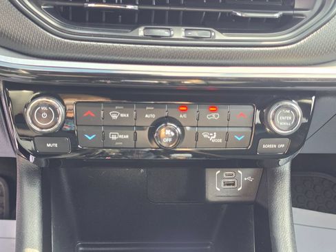 Used 2023 Jeep Compass Trailhawk AWD/4WD image 26