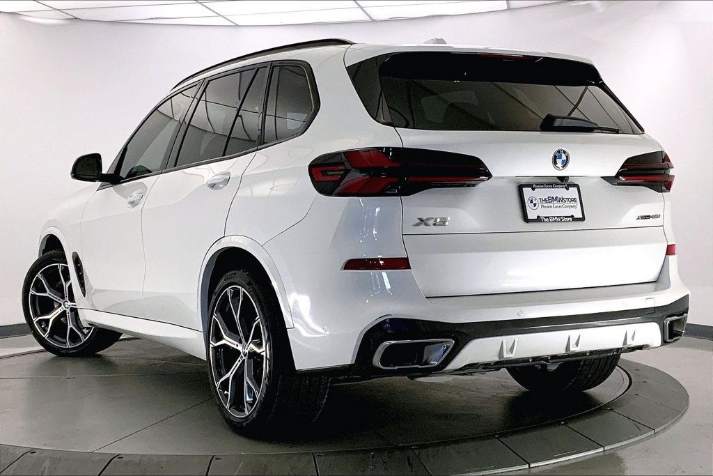 Certified 2024 BMW X5 xDrive40i w/ M Sport Package AWD/4WD image 10